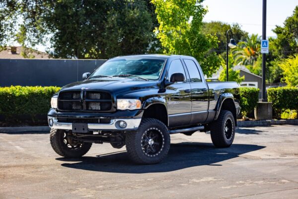 2005 Dodge Ram 2500 SLT 4x4  Watch 5.9-Liter Cummins Turbodiesel, 4WD, Some Modifications - Image 8