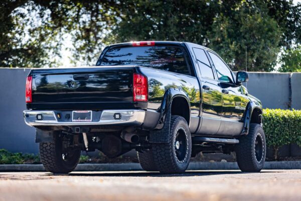 2005 Dodge Ram 2500 SLT 4x4  Watch 5.9-Liter Cummins Turbodiesel, 4WD, Some Modifications - Image 25