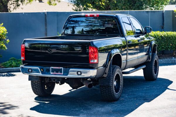 2005 Dodge Ram 2500 SLT 4x4  Watch 5.9-Liter Cummins Turbodiesel, 4WD, Some Modifications - Image 20