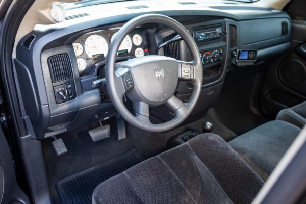 2005 Dodge Ram 2500 SLT 4x4  Watch 5.9-Liter Cummins Turbodiesel, 4WD, Some Modifications - Image 178
