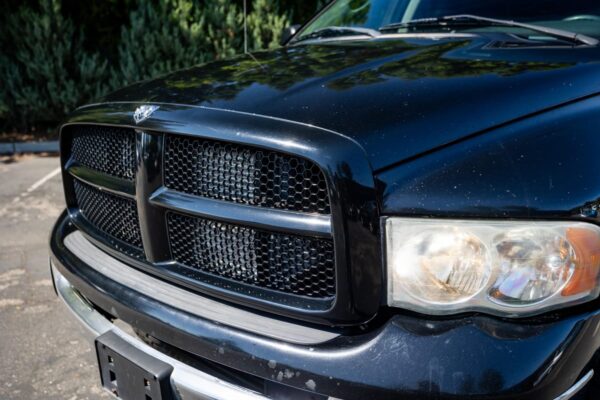 2005 Dodge Ram 2500 SLT 4x4  Watch 5.9-Liter Cummins Turbodiesel, 4WD, Some Modifications - Image 37