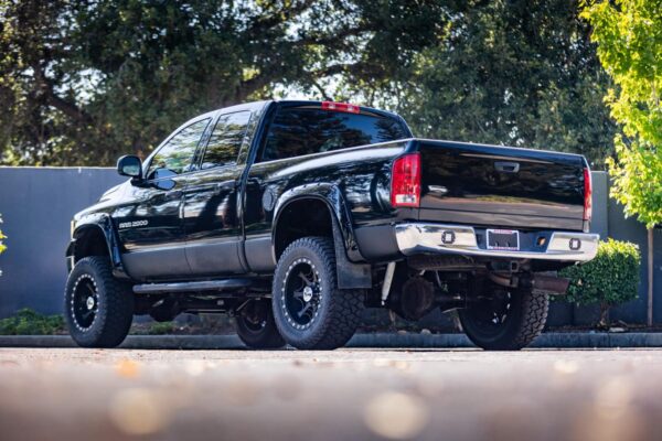 2005 Dodge Ram 2500 SLT 4x4  Watch 5.9-Liter Cummins Turbodiesel, 4WD, Some Modifications - Image 14