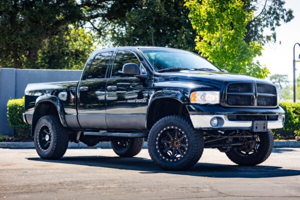 2005 Dodge Ram 2500 SLT 4x4  Watch 5.9-Liter Cummins Turbodiesel, 4WD, Some Modifications - Image 22