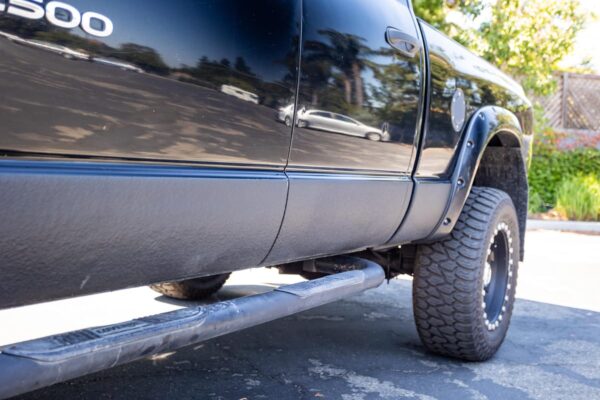 2005 Dodge Ram 2500 SLT 4x4  Watch 5.9-Liter Cummins Turbodiesel, 4WD, Some Modifications - Image 54
