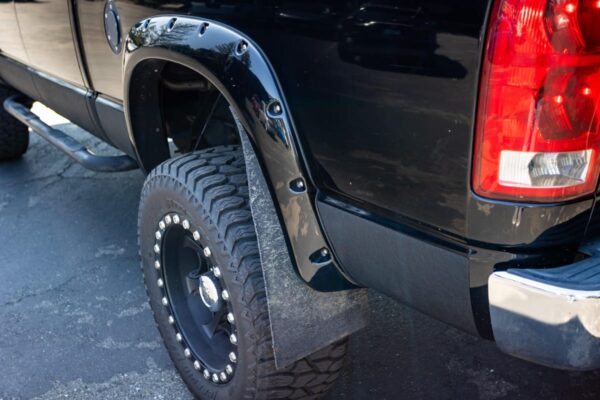 2005 Dodge Ram 2500 SLT 4x4  Watch 5.9-Liter Cummins Turbodiesel, 4WD, Some Modifications - Image 71