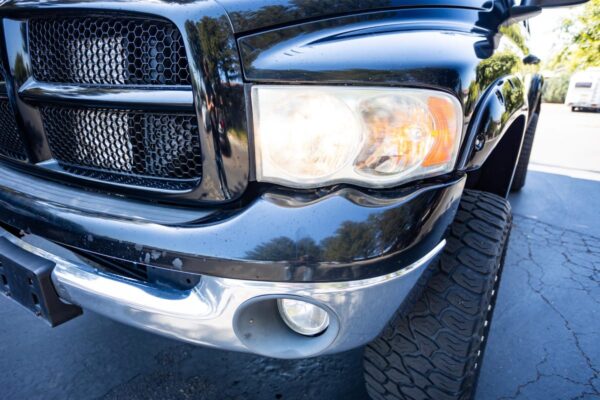 2005 Dodge Ram 2500 SLT 4x4  Watch 5.9-Liter Cummins Turbodiesel, 4WD, Some Modifications - Image 35