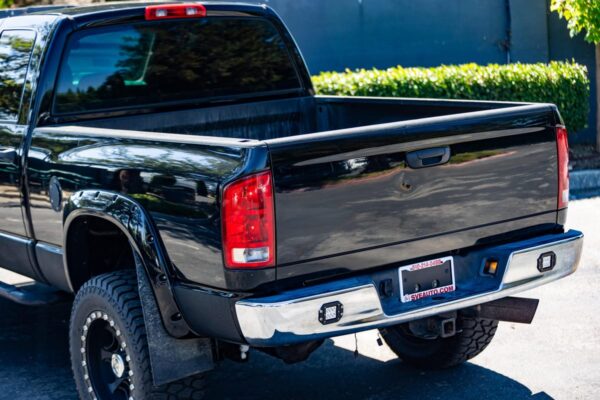 2005 Dodge Ram 2500 SLT 4x4  Watch 5.9-Liter Cummins Turbodiesel, 4WD, Some Modifications - Image 85