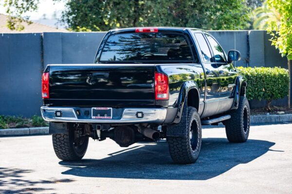 2005 Dodge Ram 2500 SLT 4x4  Watch 5.9-Liter Cummins Turbodiesel, 4WD, Some Modifications - Image 21