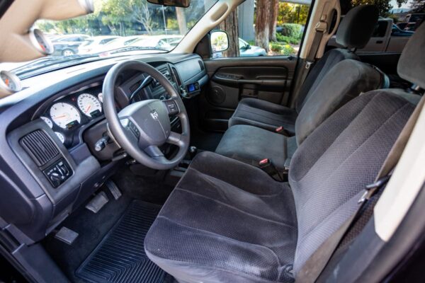 2005 Dodge Ram 2500 SLT 4x4  Watch 5.9-Liter Cummins Turbodiesel, 4WD, Some Modifications - Image 149
