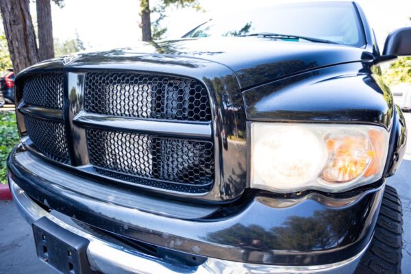 2005 Dodge Ram 2500 SLT 4x4  Watch 5.9-Liter Cummins Turbodiesel, 4WD, Some Modifications - Image 34