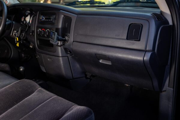 2005 Dodge Ram 2500 SLT 4x4  Watch 5.9-Liter Cummins Turbodiesel, 4WD, Some Modifications - Image 192