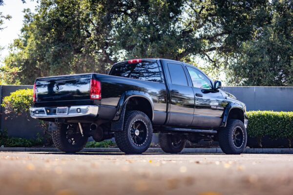 2005 Dodge Ram 2500 SLT 4x4  Watch 5.9-Liter Cummins Turbodiesel, 4WD, Some Modifications - Image 23