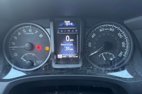2017 Toyota Tacoma TRD Sport Access Cab 4x4 - Image 22