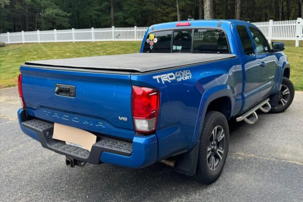 2017 Toyota Tacoma TRD Sport Access Cab 4x4 - Image 41