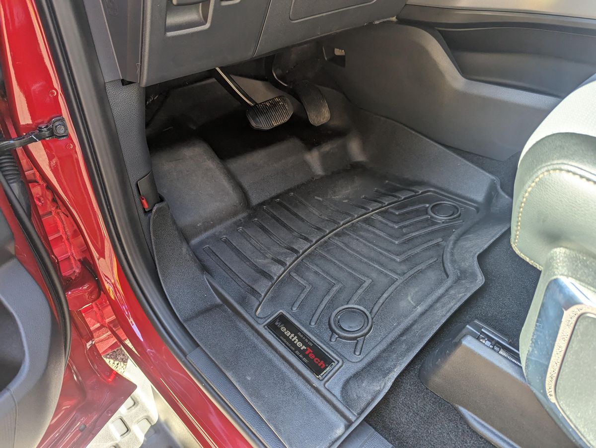 2022 Ford F-150 Lightning Lariat - Image 65