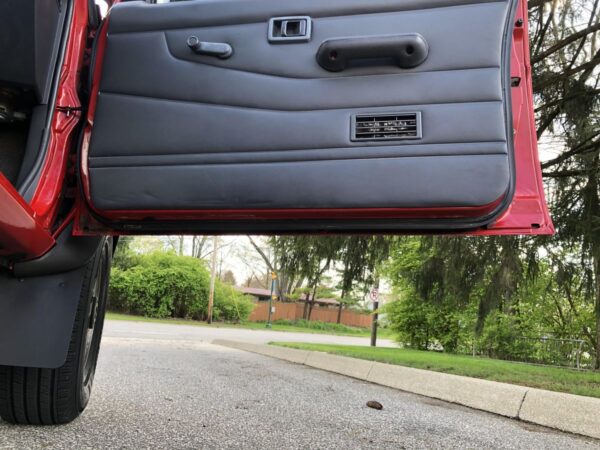 1993 Nissan Pickup 4x4 - Image 65