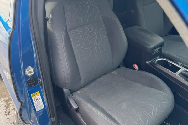 2017 Toyota Tacoma TRD Sport Access Cab 4x4 - Image 15