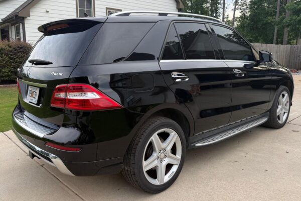 2014 Mercedes-Benz ML550 - Image 7
