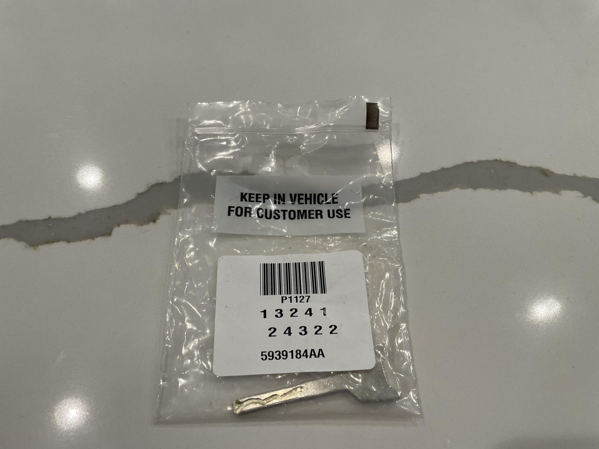 2022 Ford F-150 Lightning Pro - Image 58