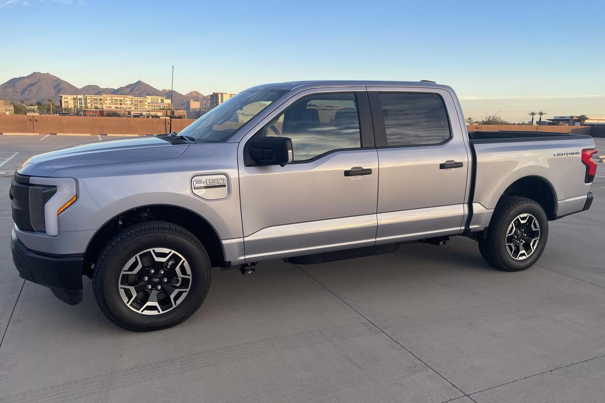 2022 Ford F-150 Lightning Pro - Image 2