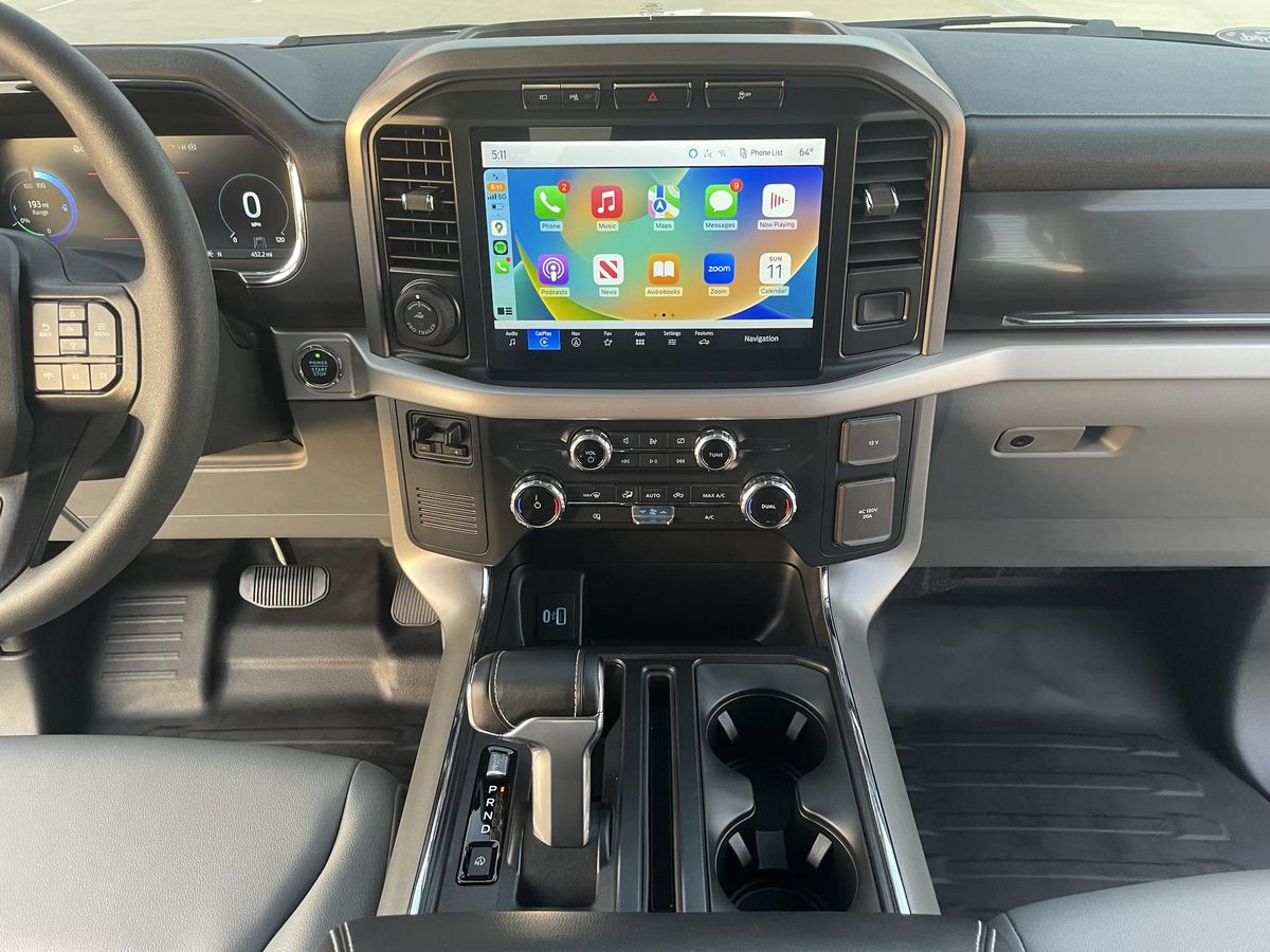 2022 Ford F-150 Lightning Pro - Image 37