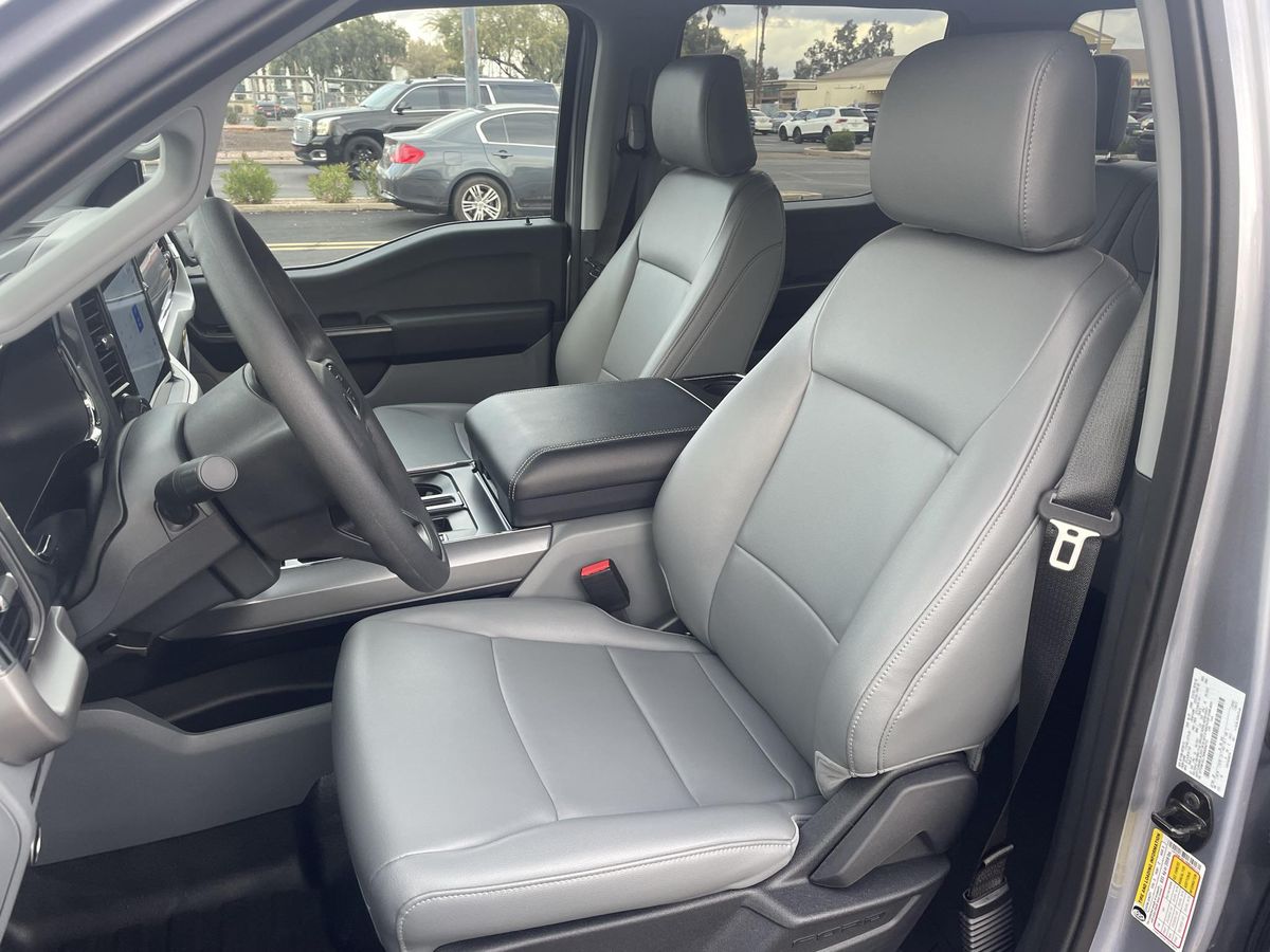 2022 Ford F-150 Lightning Pro - Image 34