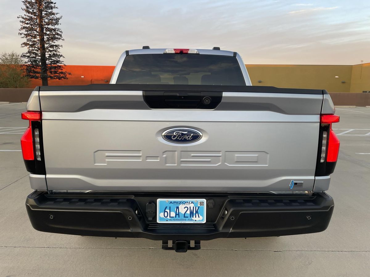 2022 Ford F-150 Lightning Pro - Image 7