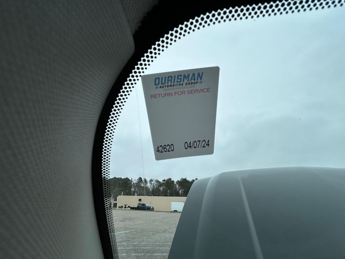 2007 Chevrolet Suburban LTZ 4x4 - Image 186