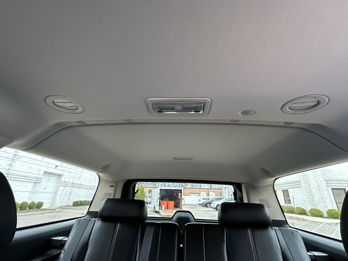 2007 Chevrolet Suburban LTZ 4x4 - Image 130