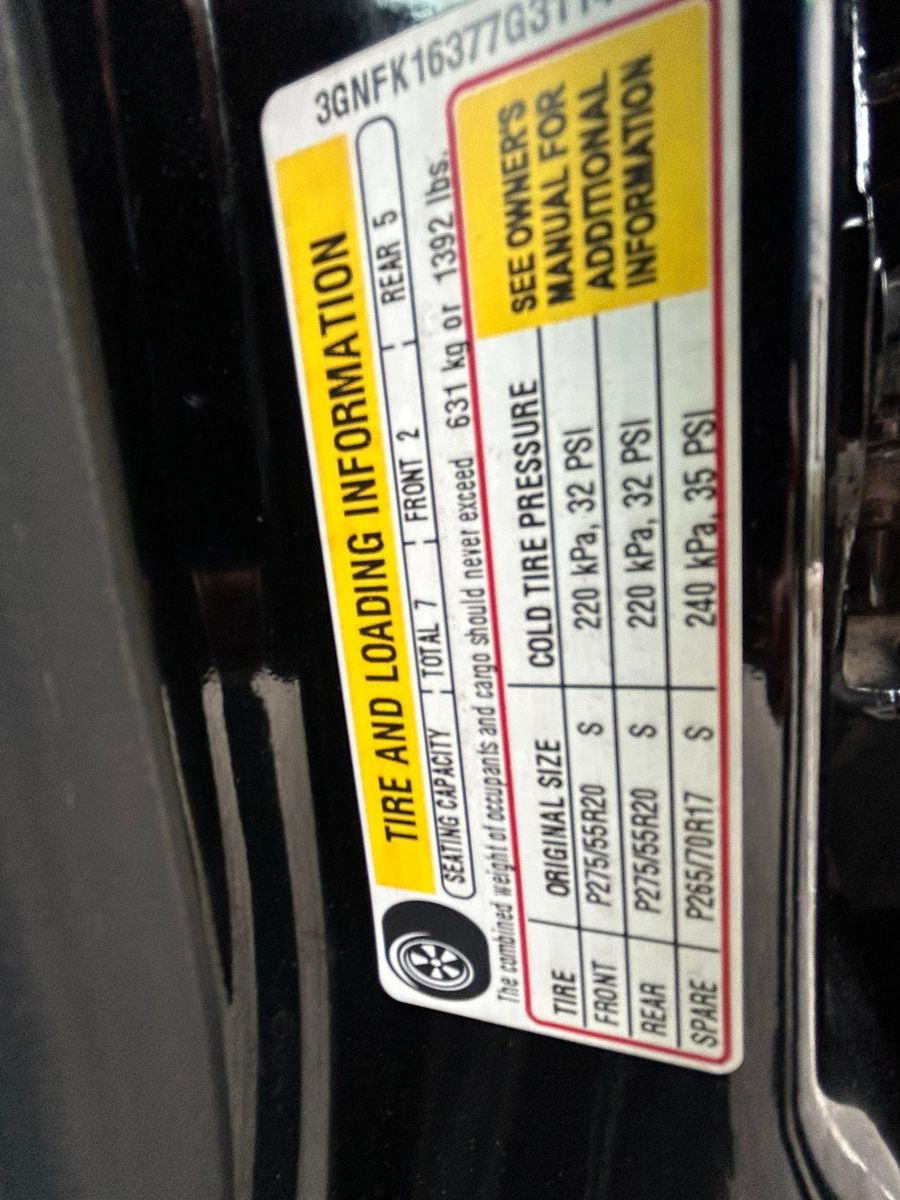 2007 Chevrolet Suburban LTZ 4x4 - Image 183