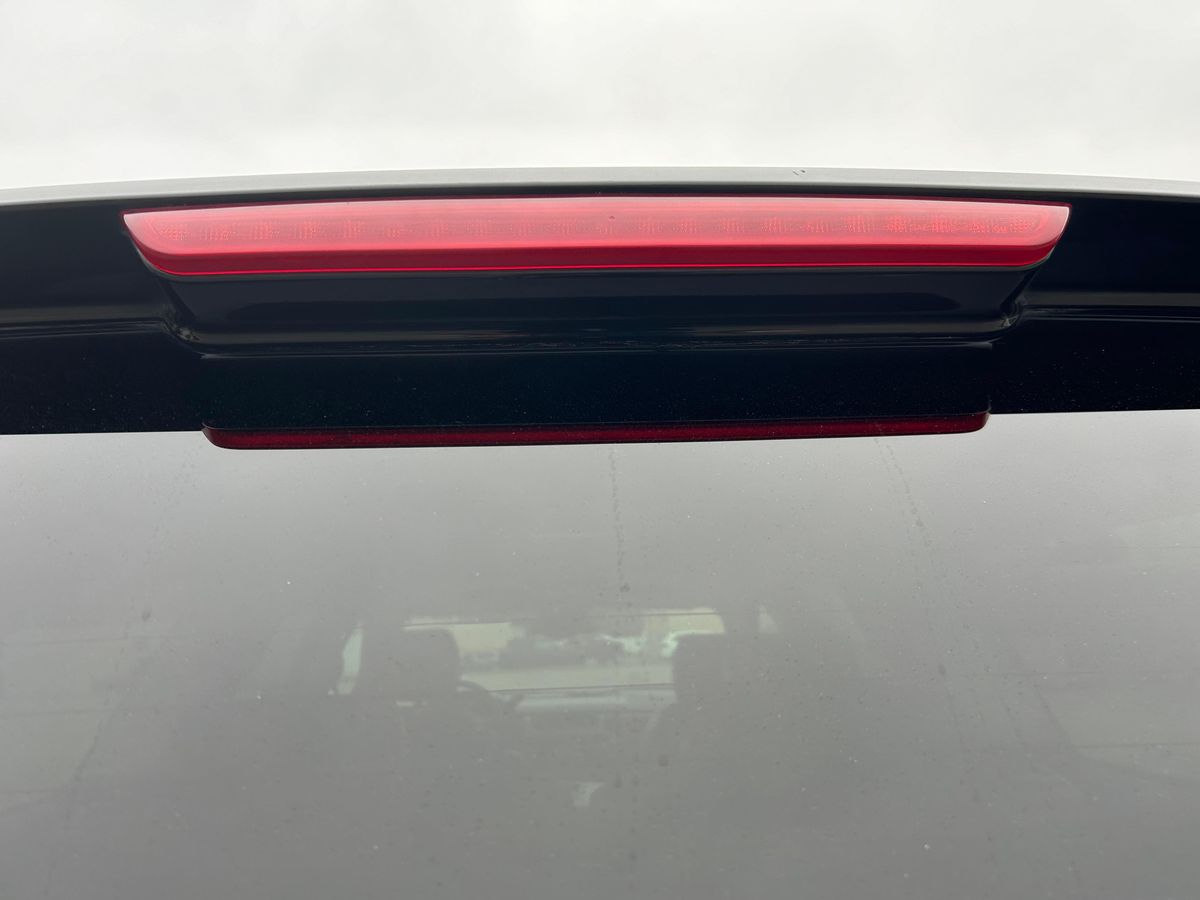 2007 Chevrolet Suburban LTZ 4x4 - Image 65