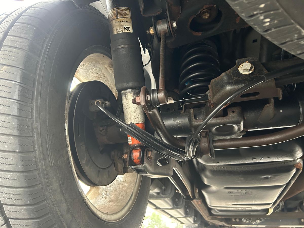 2007 Chevrolet Suburban LTZ 4x4 - Image 165