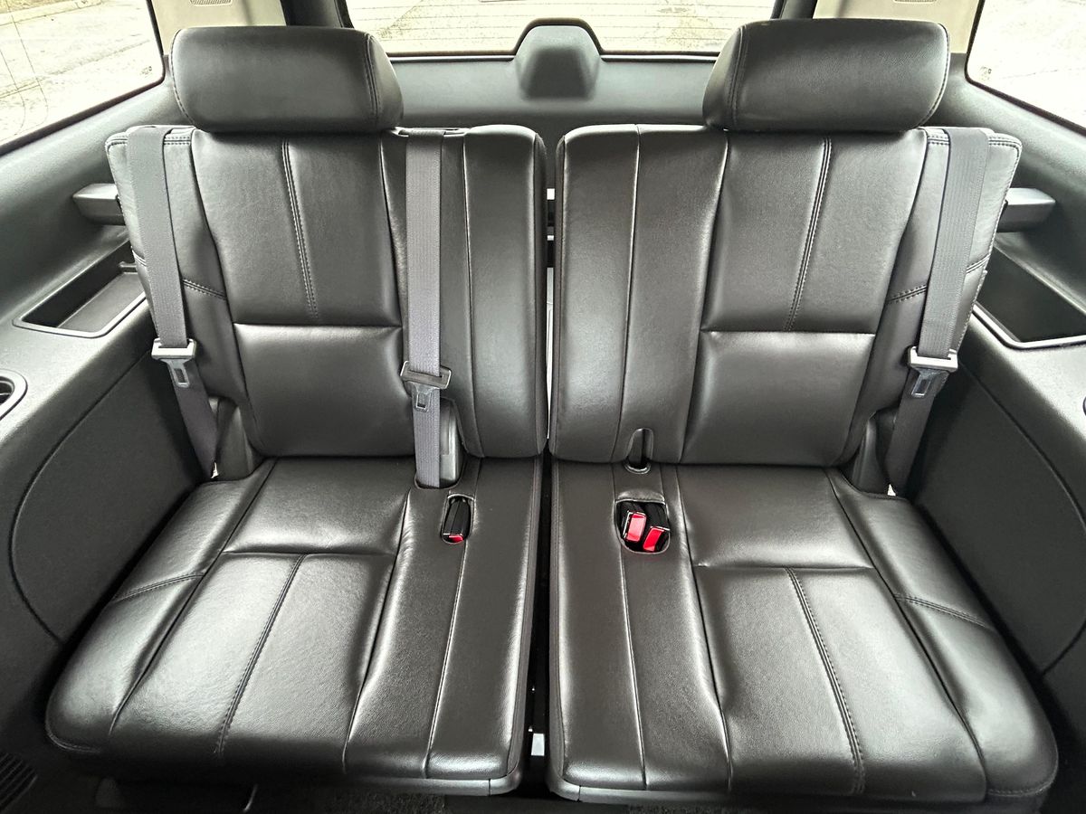 2007 Chevrolet Suburban LTZ 4x4 - Image 83