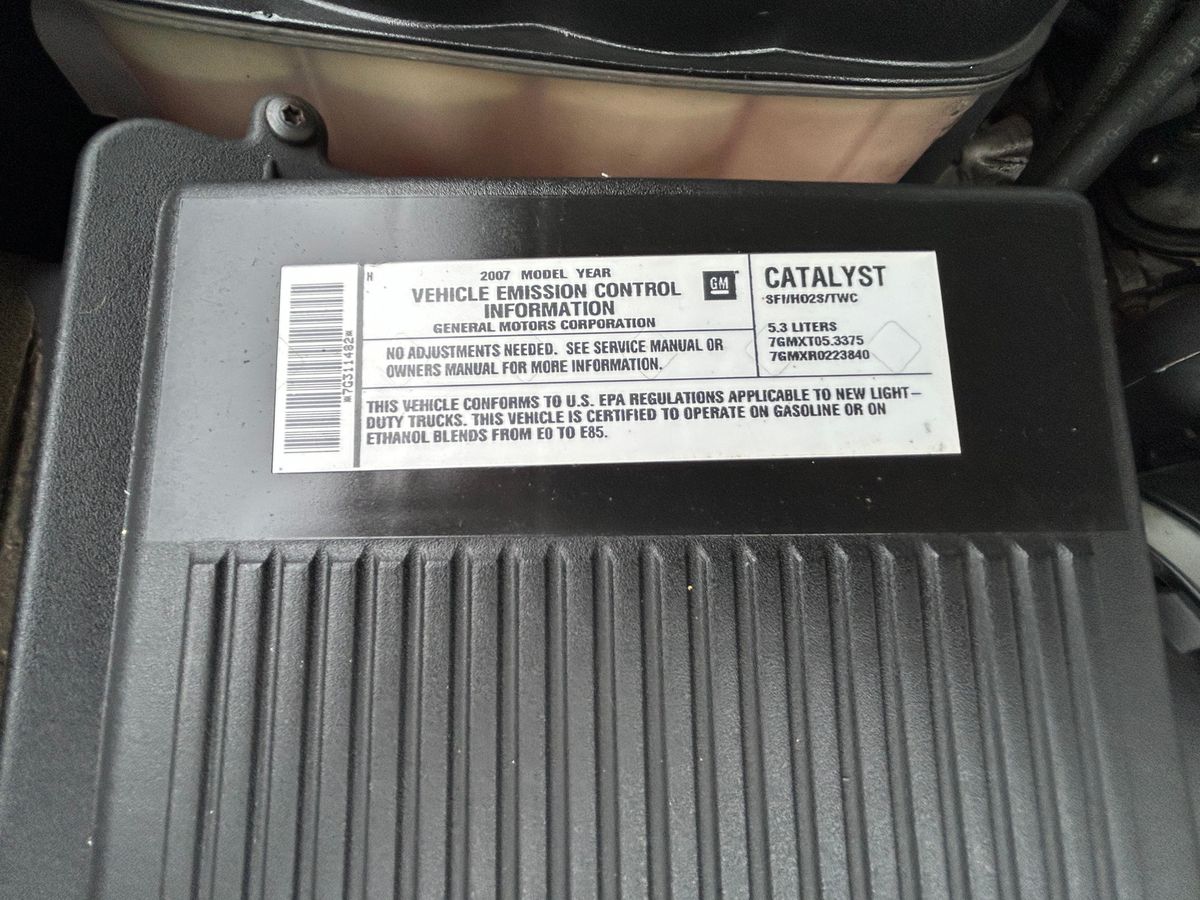 2007 Chevrolet Suburban LTZ 4x4 - Image 189