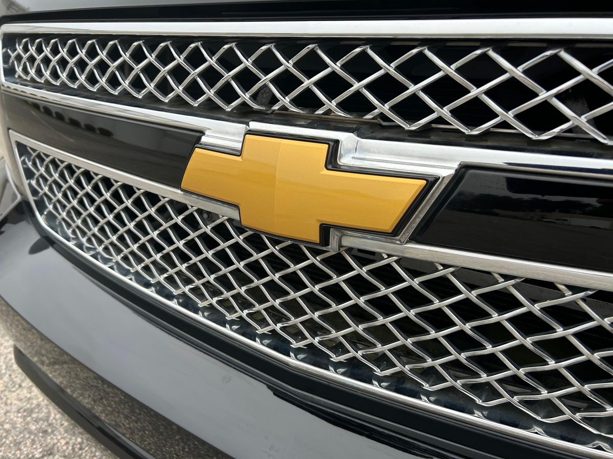 2007 Chevrolet Suburban LTZ 4x4 - Image 21