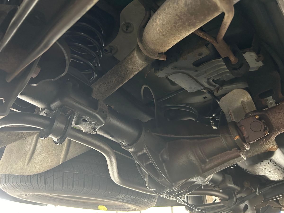 2007 Chevrolet Suburban LTZ 4x4 - Image 177