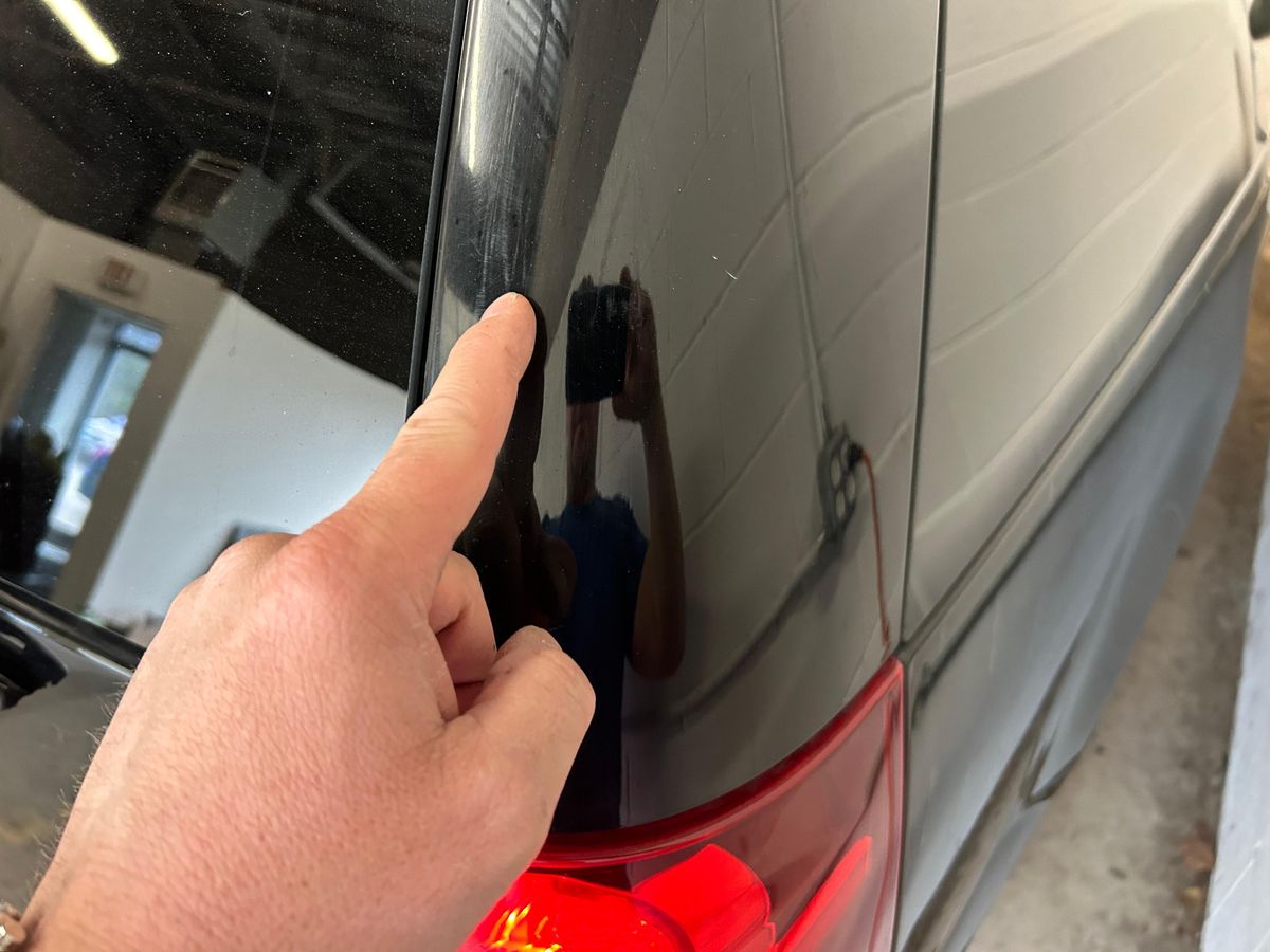 2007 Chevrolet Suburban LTZ 4x4 - Image 59