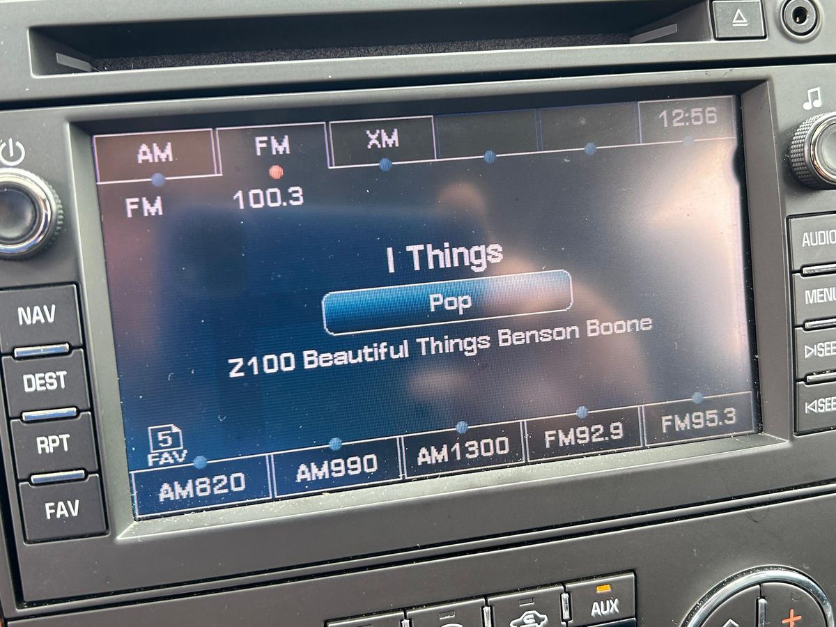 2007 Chevrolet Suburban LTZ 4x4 - Image 110