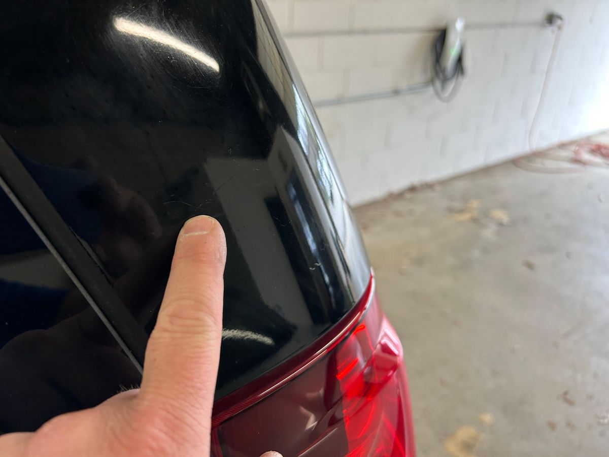 2007 Chevrolet Suburban LTZ 4x4 - Image 62