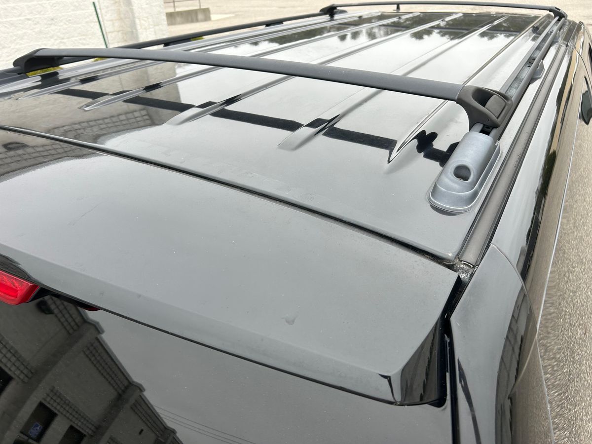 2007 Chevrolet Suburban LTZ 4x4 - Image 64