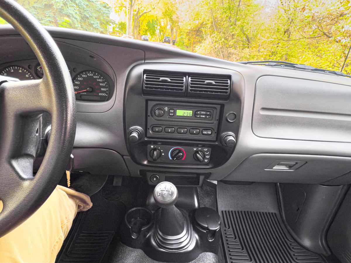 2010 Ford Ranger XL - Image 62