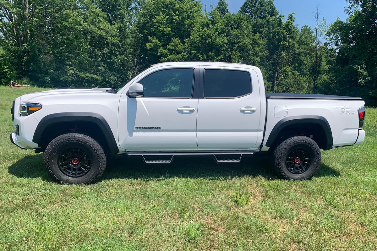 2023 Toyota Tacoma TRD Pro Double Cab 4×4 - Image 4