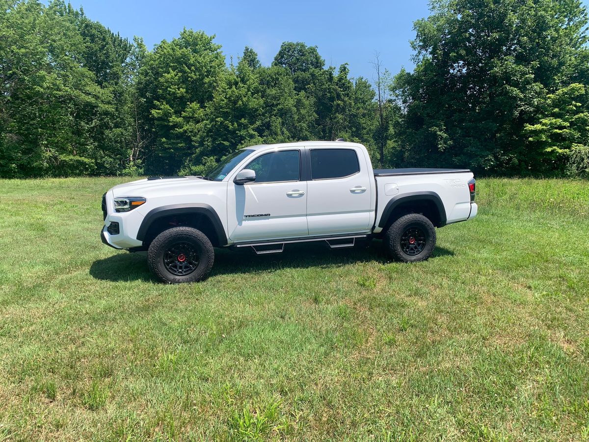 2023 Toyota Tacoma TRD Pro Double Cab 4×4 - Image 15