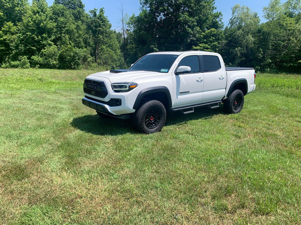 2023 Toyota Tacoma TRD Pro Double Cab 4×4 - Image 12
